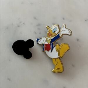 Donald Happiest Celebration on Earth Disney Trading Pin